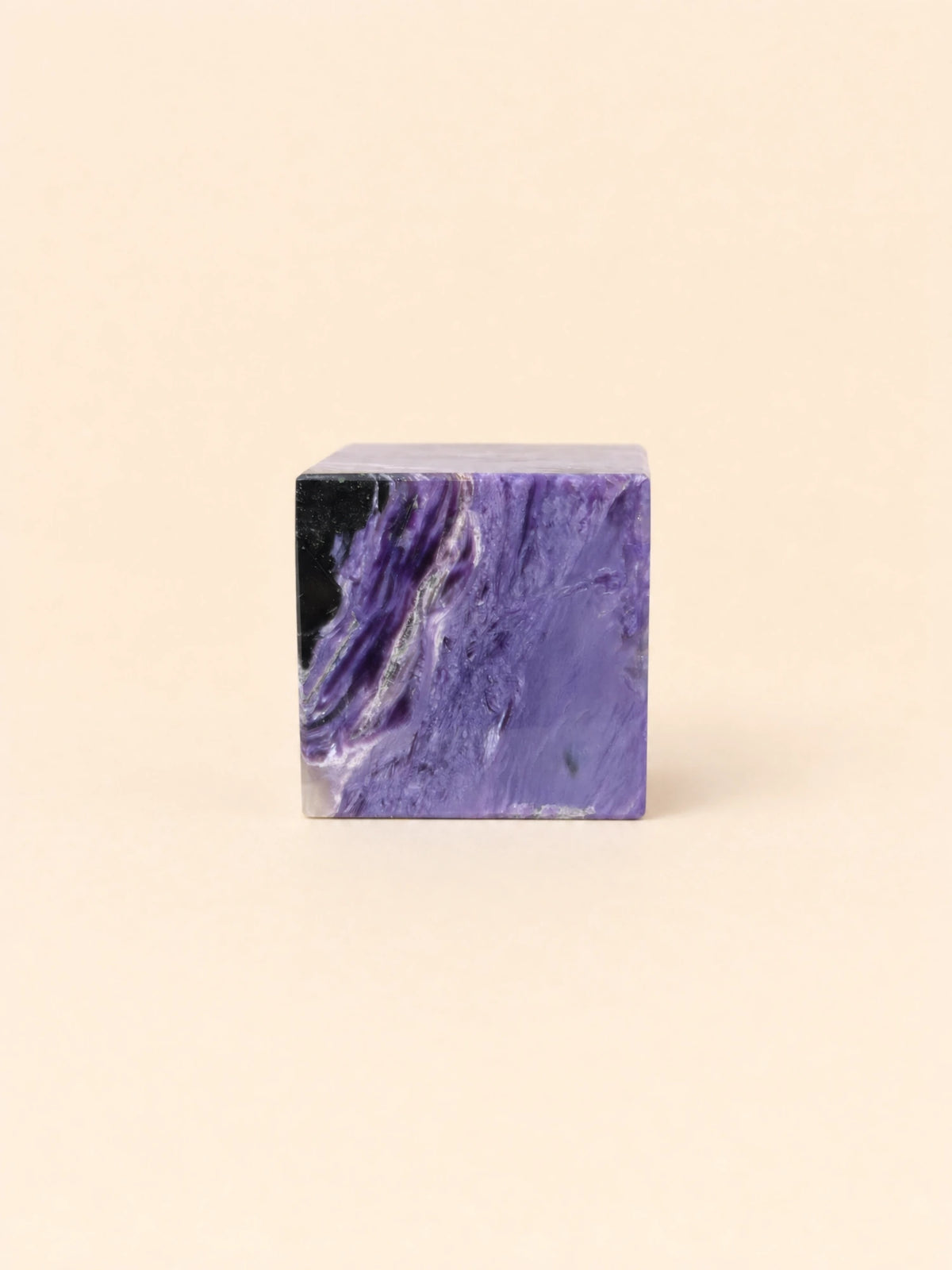 Charoite Cubo — 115 g · 3,5 × 3,5 cm